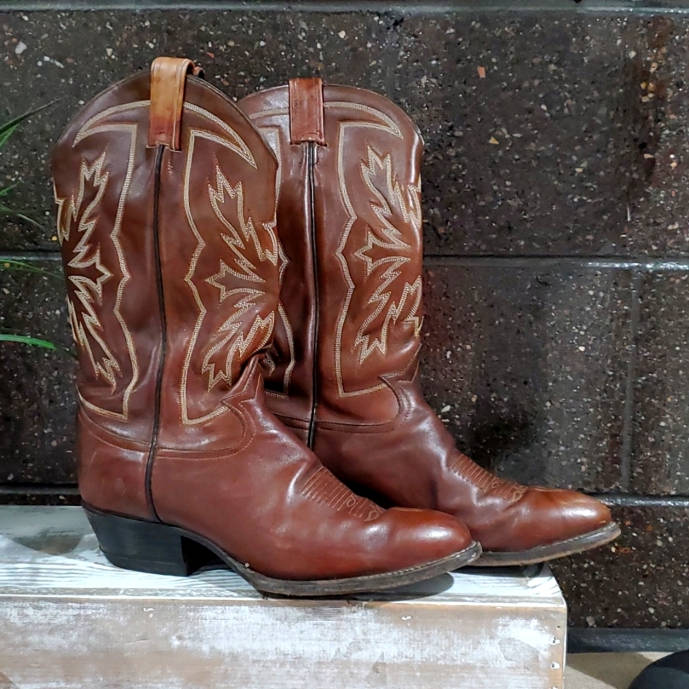TONY LAMA BROWN COWBOY WESTERN BOOTS SIZE 9.5